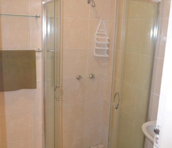 Walk in shower