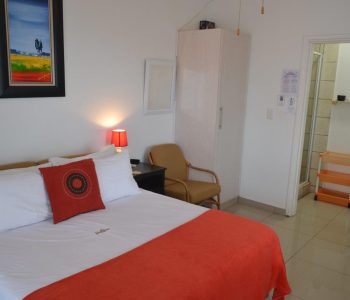flat 104 (2)