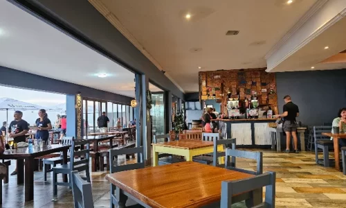 larrys resturant